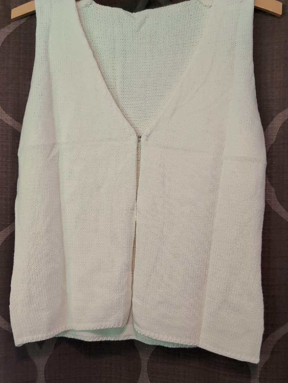 Cream V-Neck Knit Women's Sweater Vest
